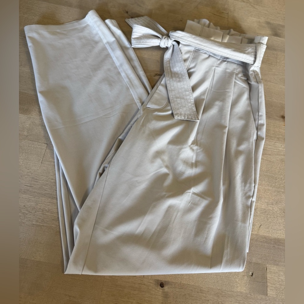 Athleta Skyline II paper bag high waist pants tan/beige - Picture 8 of 8